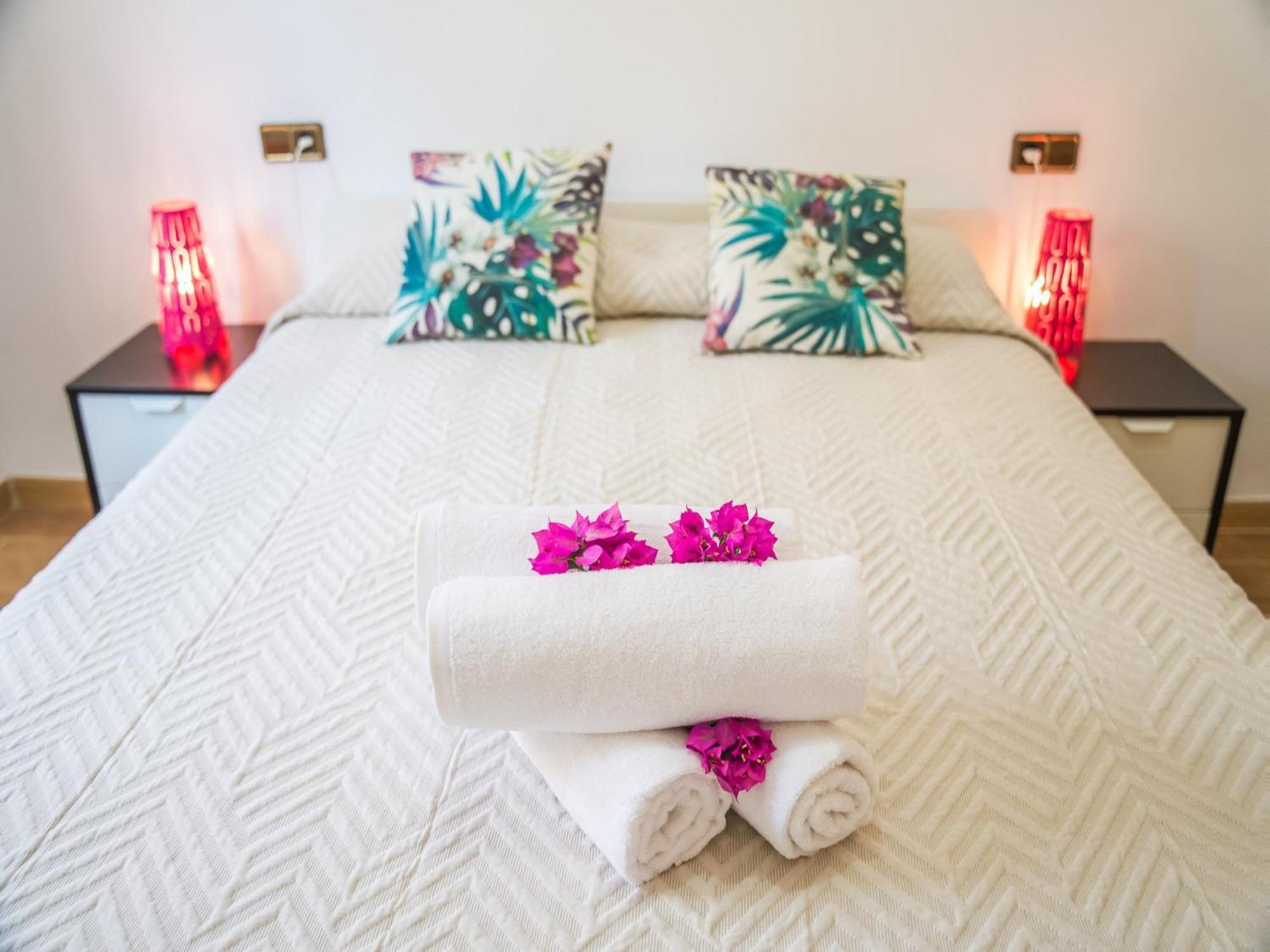 Charming For 6 Guests Ferienhaus *