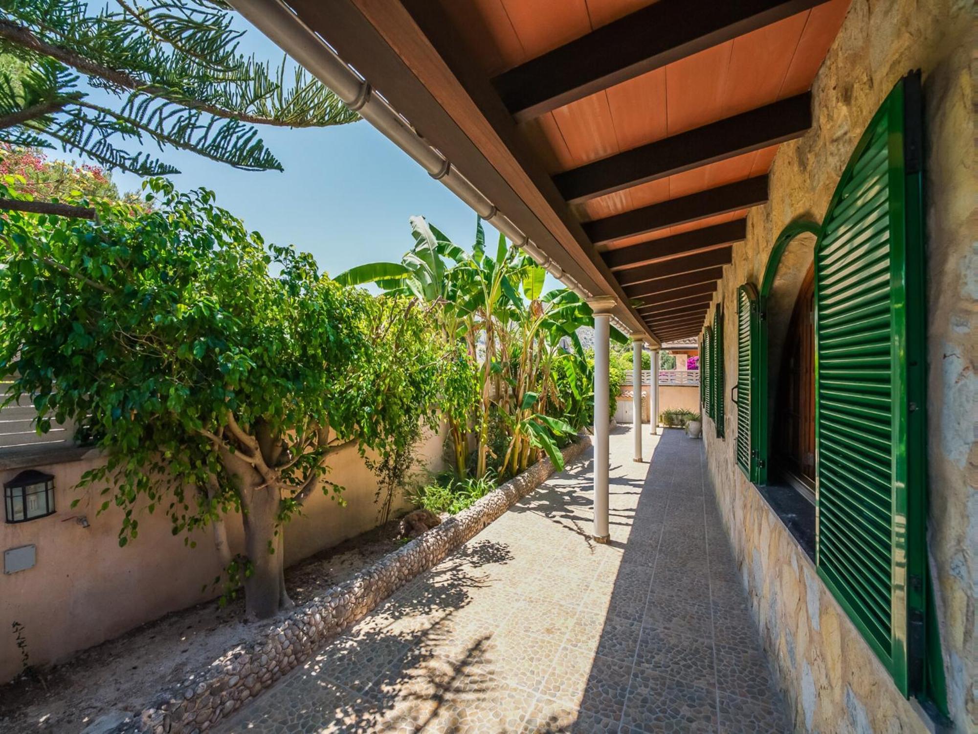 Charming For 6 Guests Alcúdia